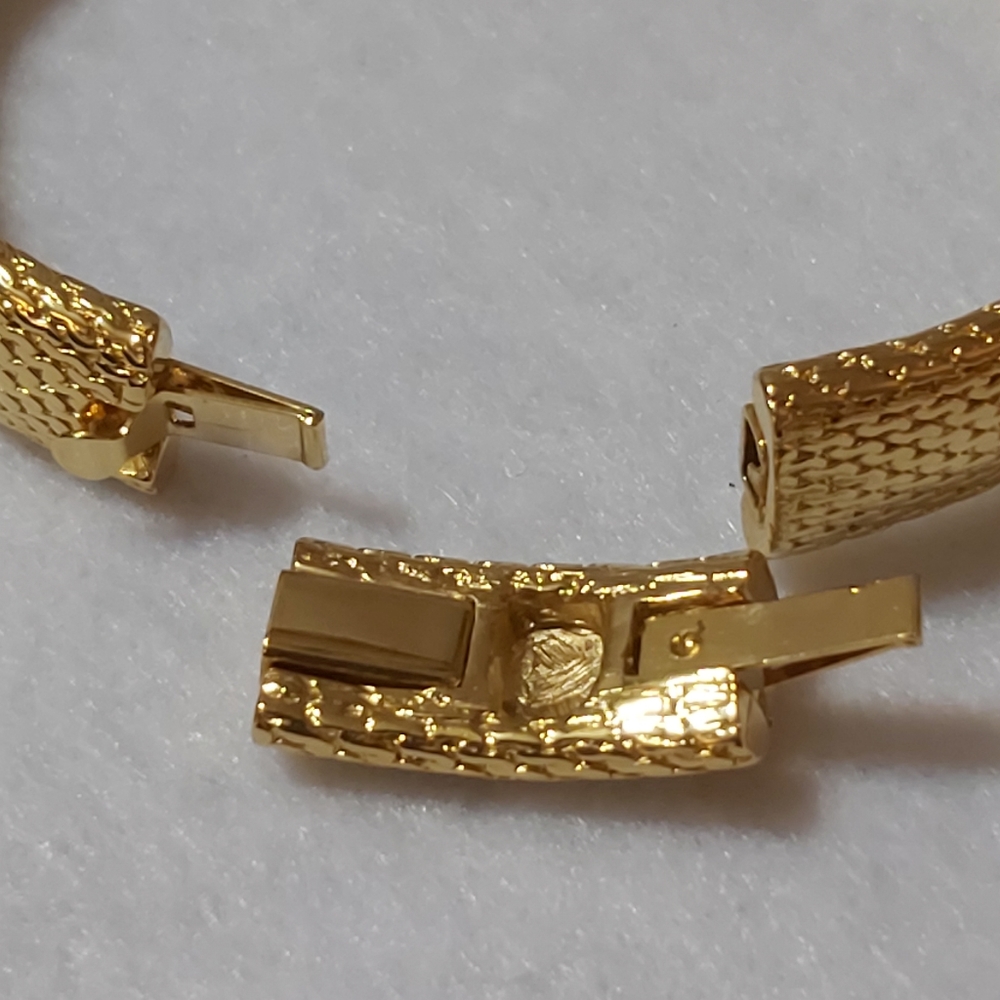 Jackie Kennedy Simulated Tanzanite Square Crystal Hinged Bracelet - Picture 3 of 7